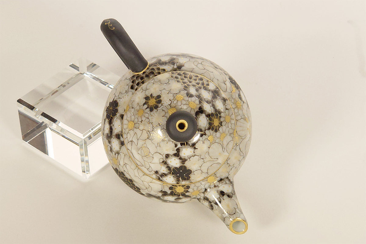 金銀彩草花 茶注