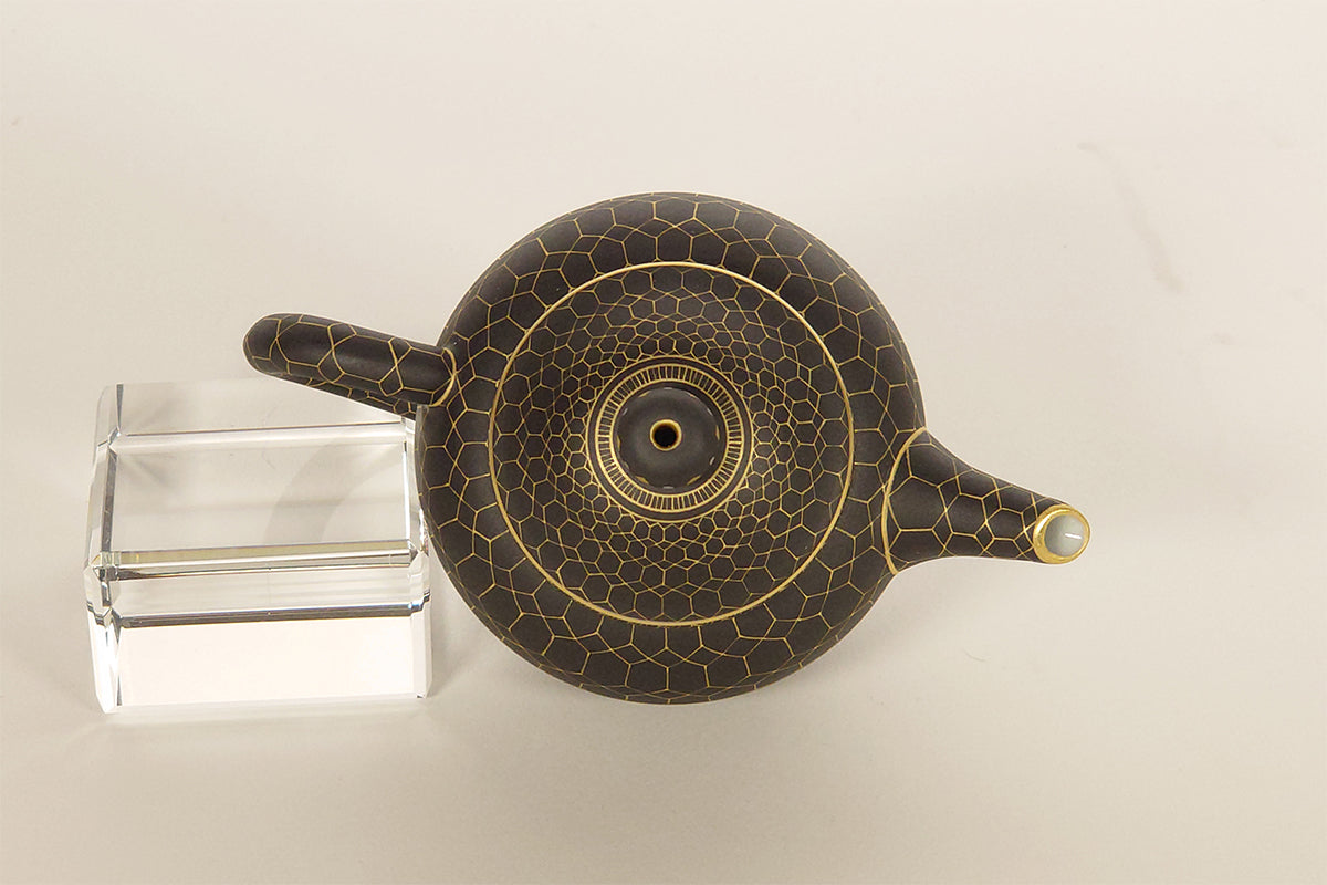 黒釉金彩亀甲紋 茶注