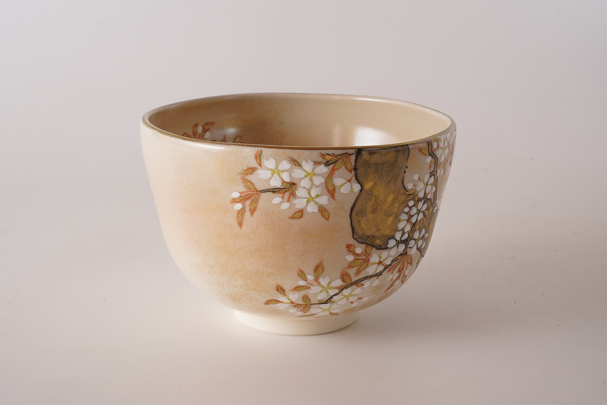 龍芳画色絵仙人図抹茶茶碗 龍芳画色絵仙人図抹茶茶碗